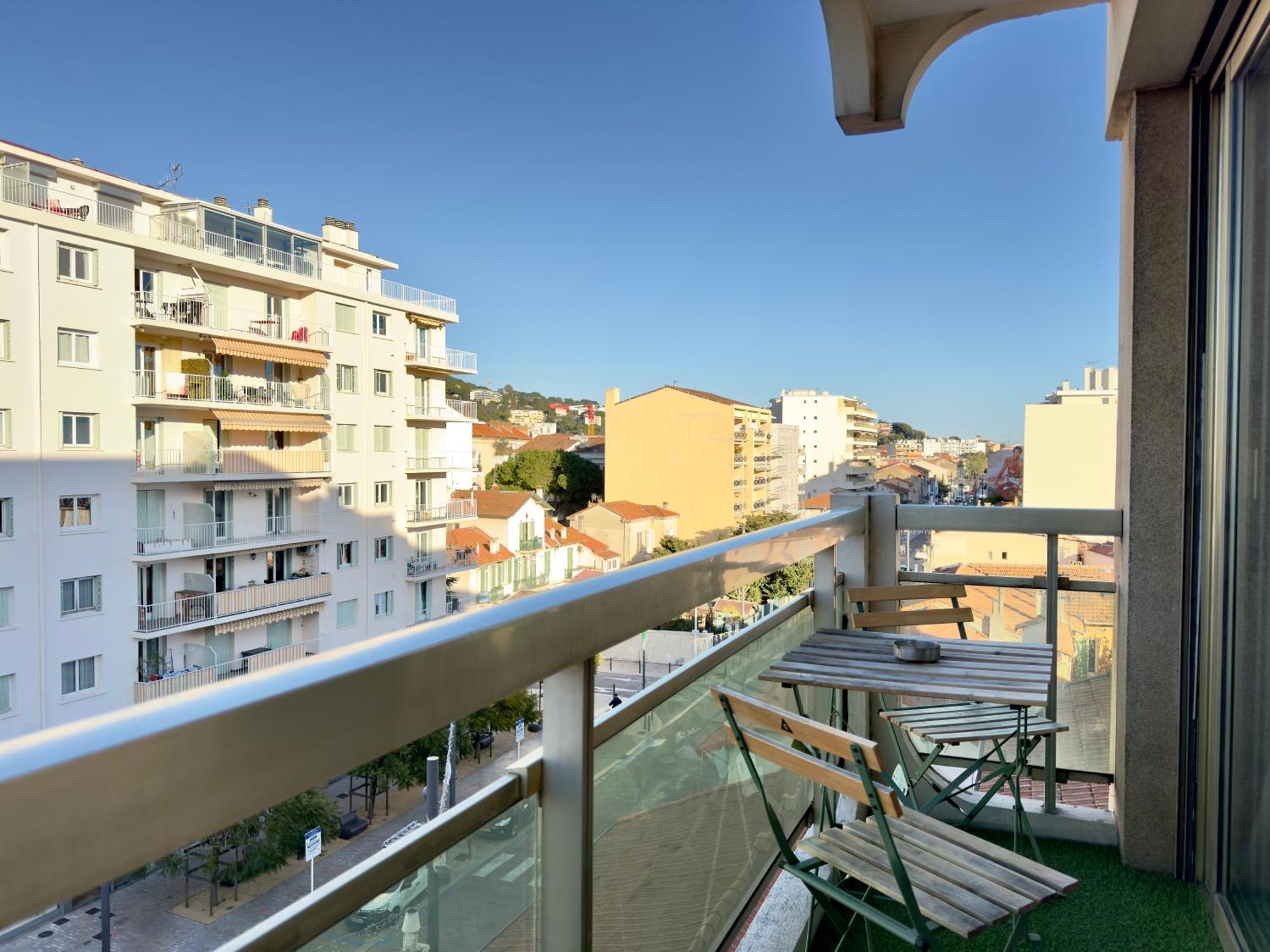 L'Alexandra By Scls Locations Apartment คานส์ ภายนอก รูปภาพ